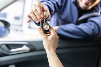¿Qué es la renovación de un coche?