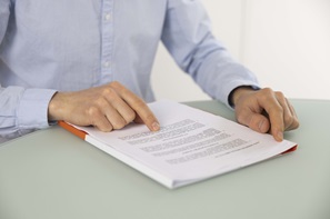 Comment vendre la voiture d'une personne décédée ?